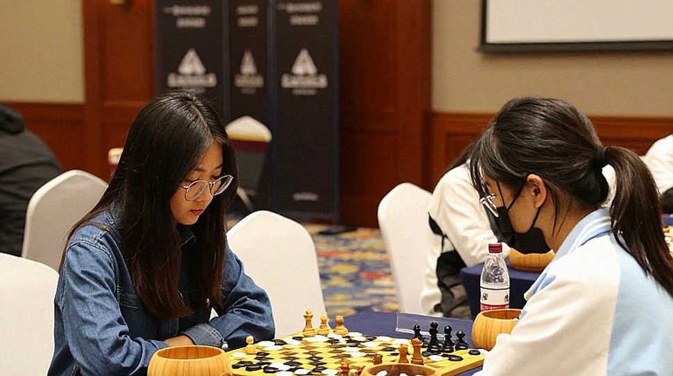 A 60-Minute Scandinavian Defense, Carlsen’s Halo, and the Mismatched ‘Rachel Li’ Headline A 60-Minute Scandinavian Defense, Carlsen’s Halo, and the Mismatched ‘Rachel Li’ Headline